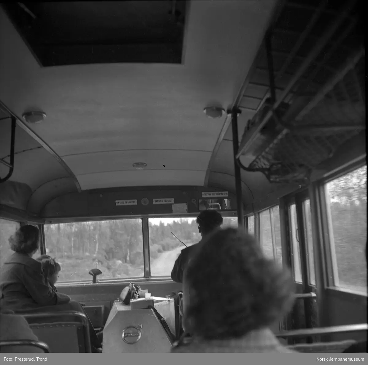 Bussinteriør - reise  med Nord-Norgebussen