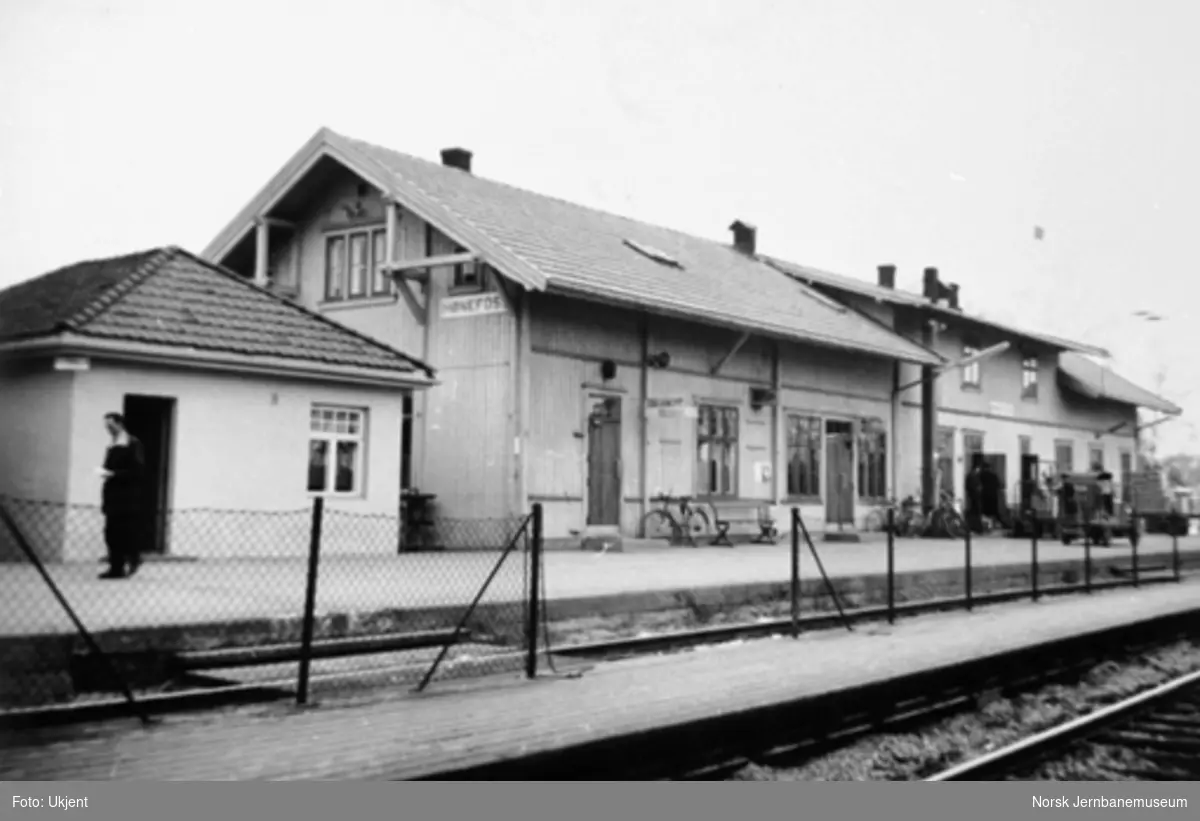 Den gamle stasjonsbygningen på Hønefoss