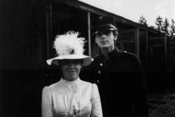 Vogn - og sykkelkavalkade, 11.9. 1983. Ansatte ved museet i 