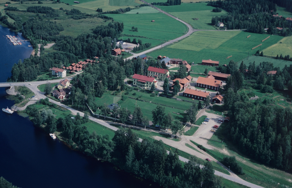Stene Gård, Jarvsø, Ljusdal, Sverige.  Illustrasjonsbilde fra Bonytt 1987.