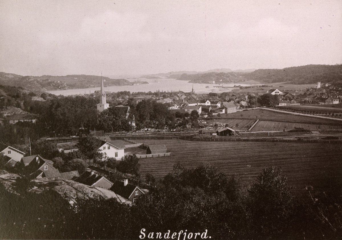 Serie trykte prospekter fra bildeboken "Bad Sandefjord og Bad Modum i Norge" 
Sandefjord Bad (1-8), Modum Bad (nr. 9-20).
