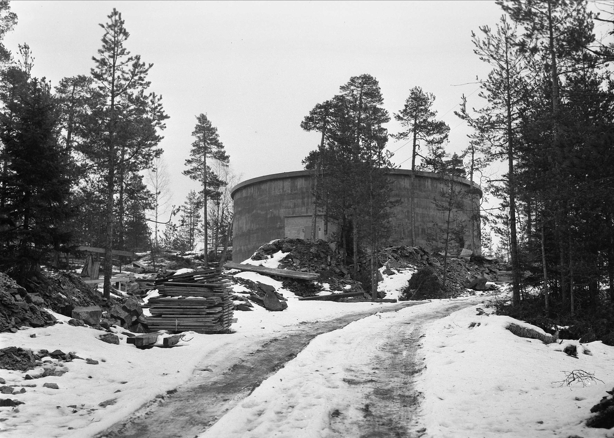 Hellerasten, Oppegård, Akershus, 27.01.1957. Vannreservoar.