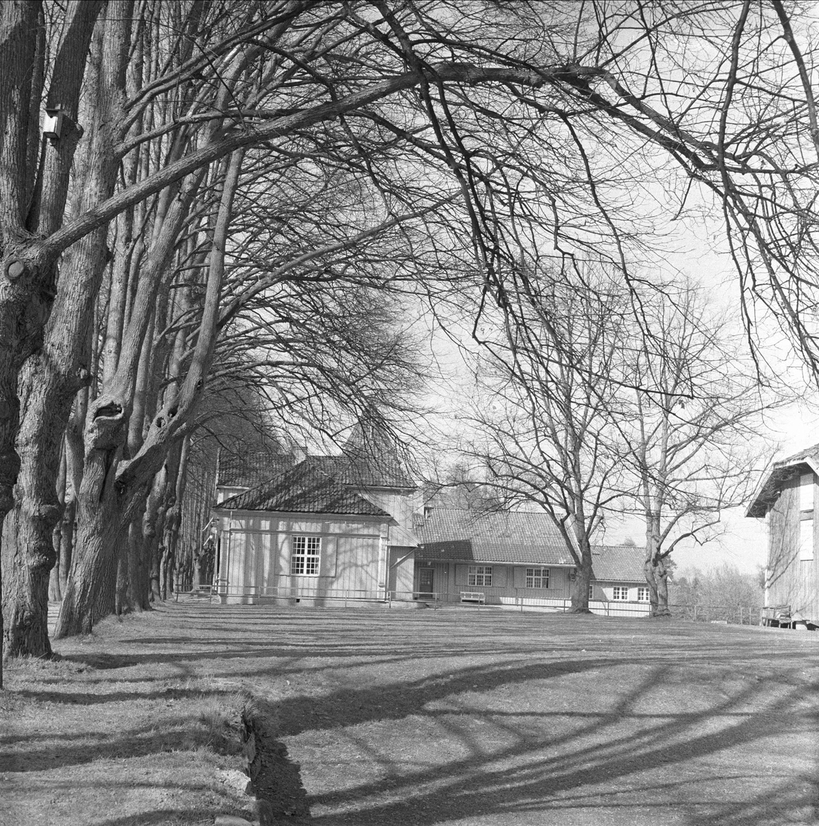 Oslo, mai 1956. Nordre Skøyen hovedgård.