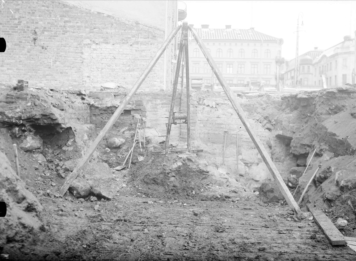 Arkeologisk undersökning av Rudbeckstomten, kvarteret Näktergalen, Uppsala 1934