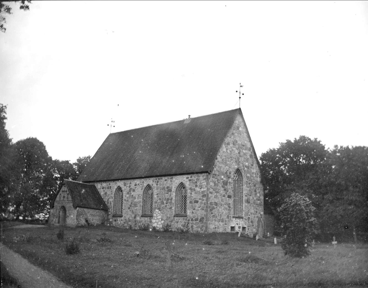 Håtuna kyrka, Håtuna socken, Uppland 1917