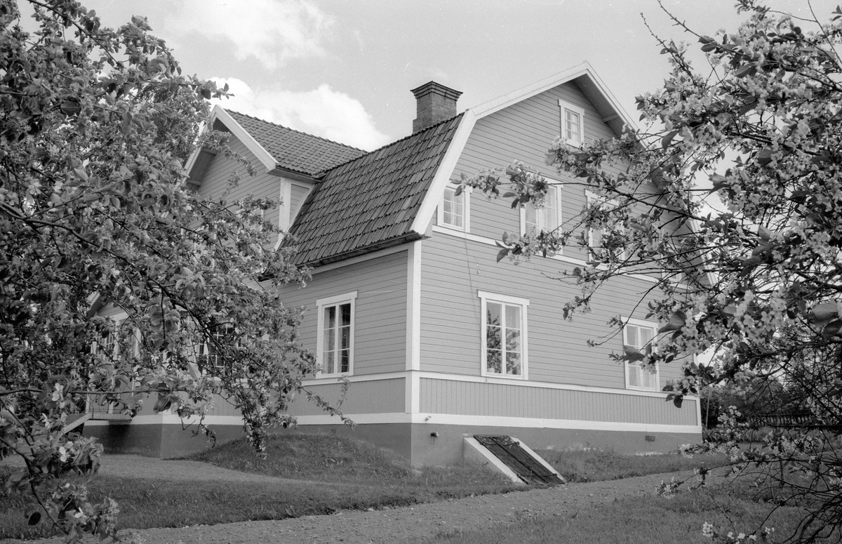 Mangårdsbyggnad, Ekeby, Fullerö 23:19 och 23:10, Gamla Uppsala socken, Uppland 1977