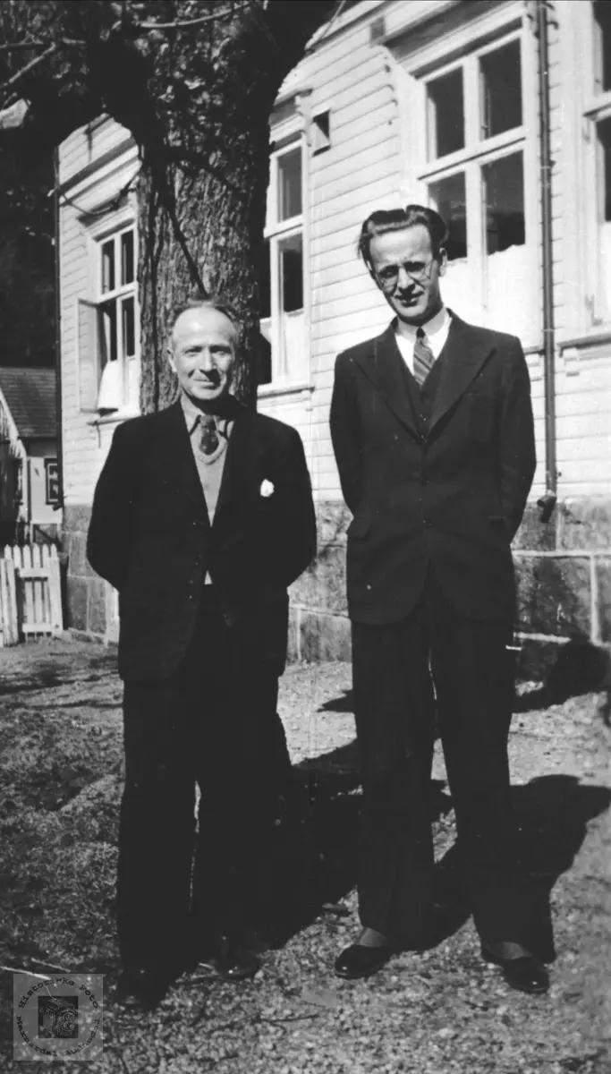 Øyslebø lærerne Magnus Vestrheim og Harald Feed, Øyslebø.