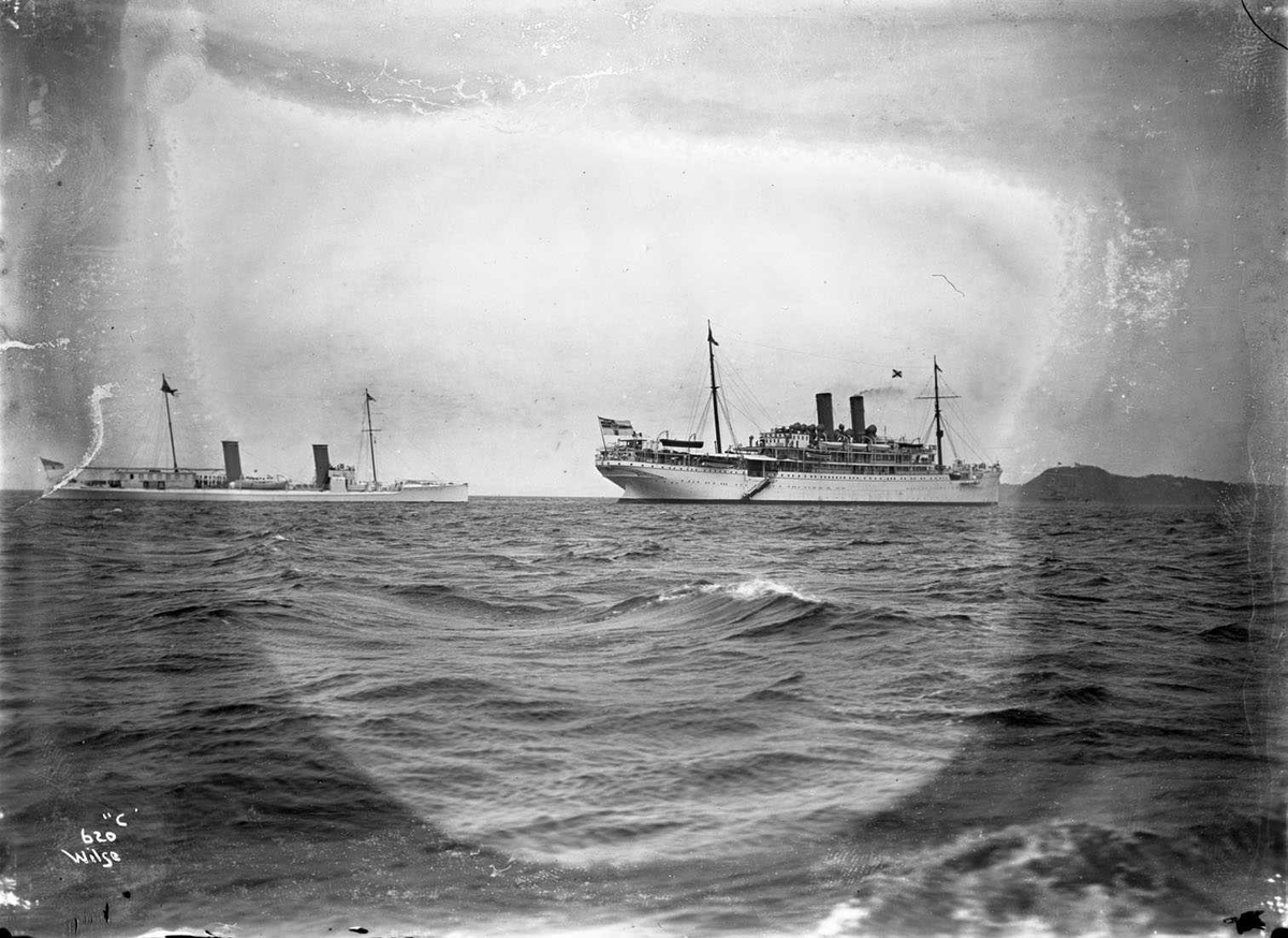 Hamburg (b. 1899, Vulcan Actiegesellschaft, Stettin), i funksjon som keiserskip for Keiser Wilhelm II.