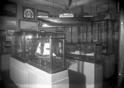 Skutemodeller i utstillingen. - Norsk Sjøfartsmuseums i Ride