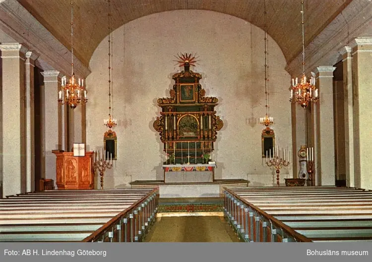 Tryckt text på bildens baksida: "Interiör av Forshälla kyrka."

Copyright: AB H. Lindenhag 
Göteborg Tel. 031/11 58 95."