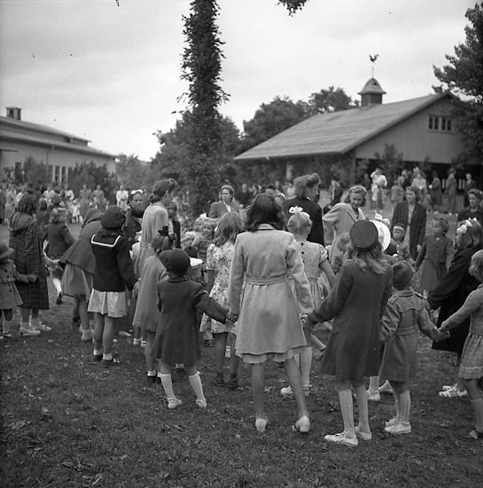 Midsommardans Folkets Park 1947
