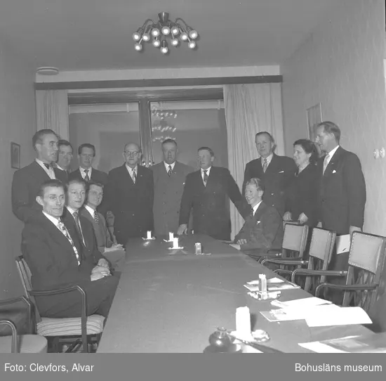 Text till bilden: "Förenade Framtiden. Försäkringskonferens. 1953.02.22"










i