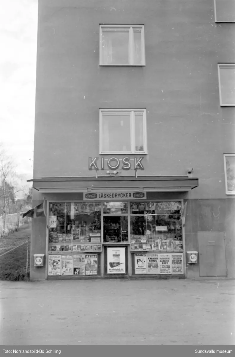 Wikströms kiosk på Fridhemsgatan. Exteriör och interiör.