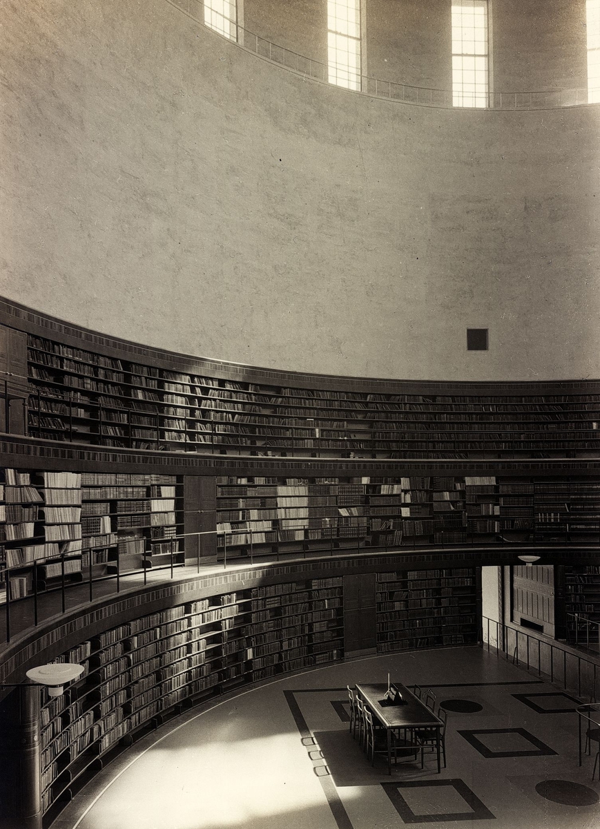 Stadsbiblioteket
Utlåningshallen