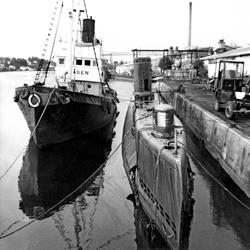 Ubåten KNM Utstein  ligger ved Alvimkaia i Sarpsborg for opp