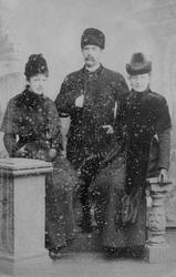 Portrett av Tulleba (Marie Margrethe) Blichfeldt f. Larsen-N