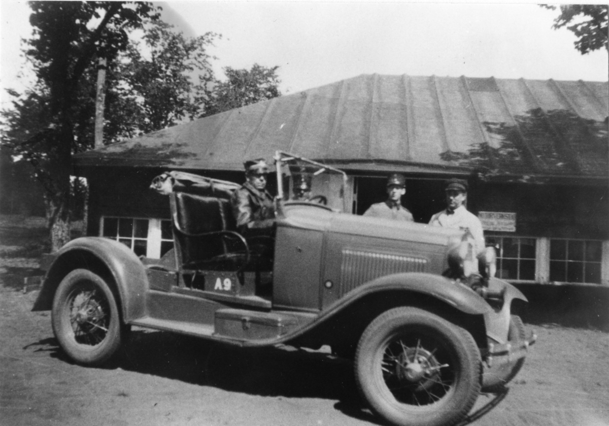 Rekognoseringsbil m/1931, A-Ford. A 6. Styckjunkare E W Persson.