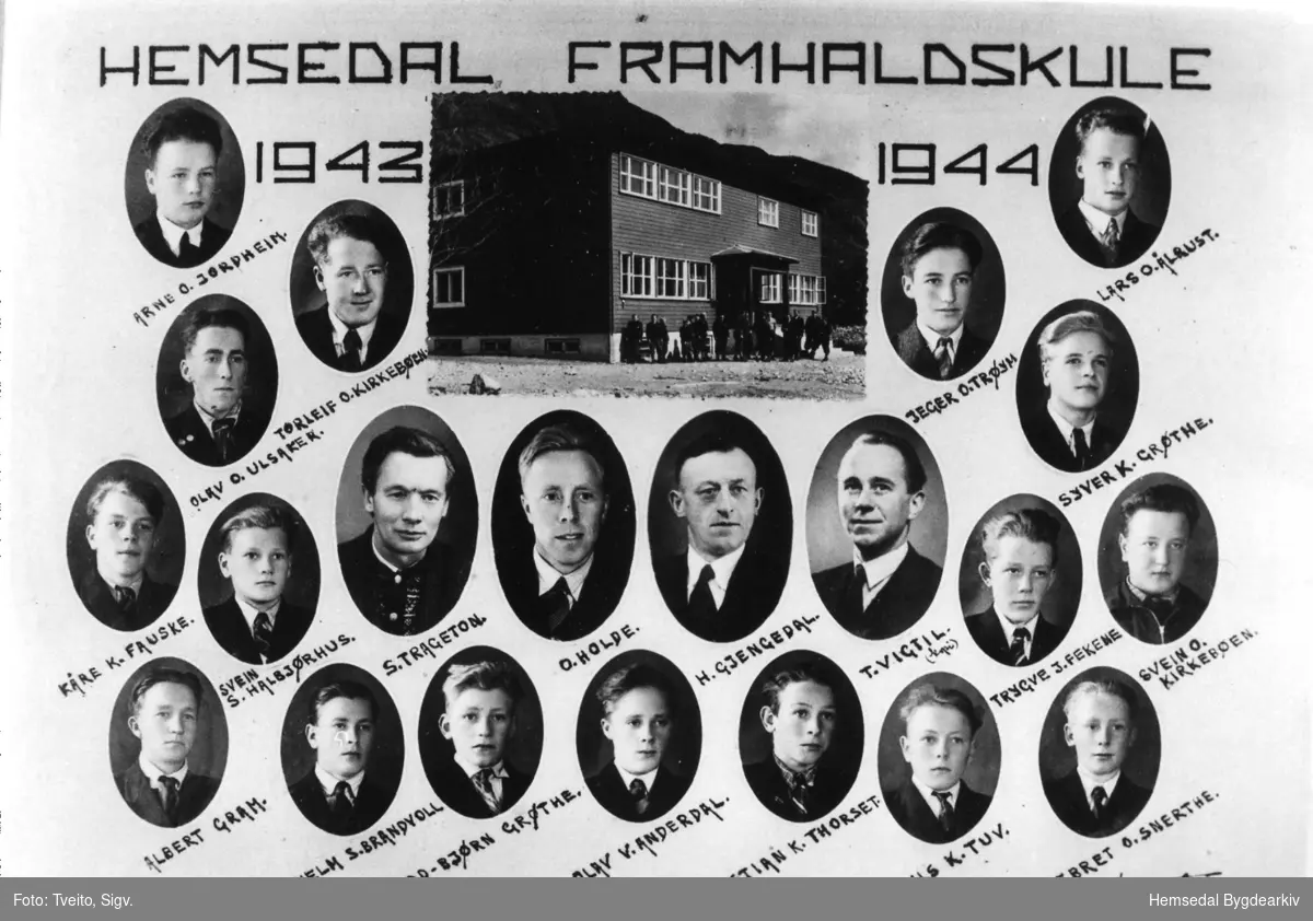 Hemsedal Framhaldsskule 1943-44 ved Trøym skule i Hemsedal.