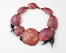 Uten tittel [Halssmykke]