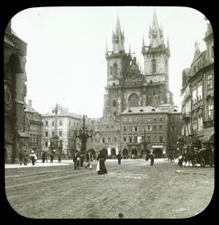 Tsjekkia: Teyn kirke og raadhus. Prag