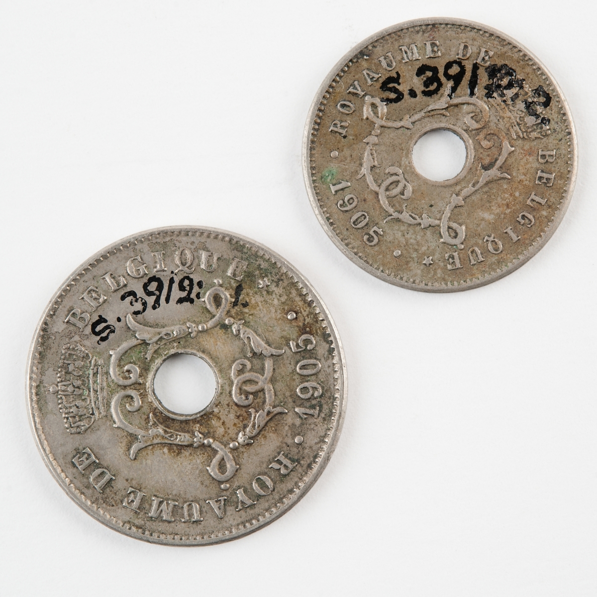 Belgiskt mynt från 1905. 5 Ces.