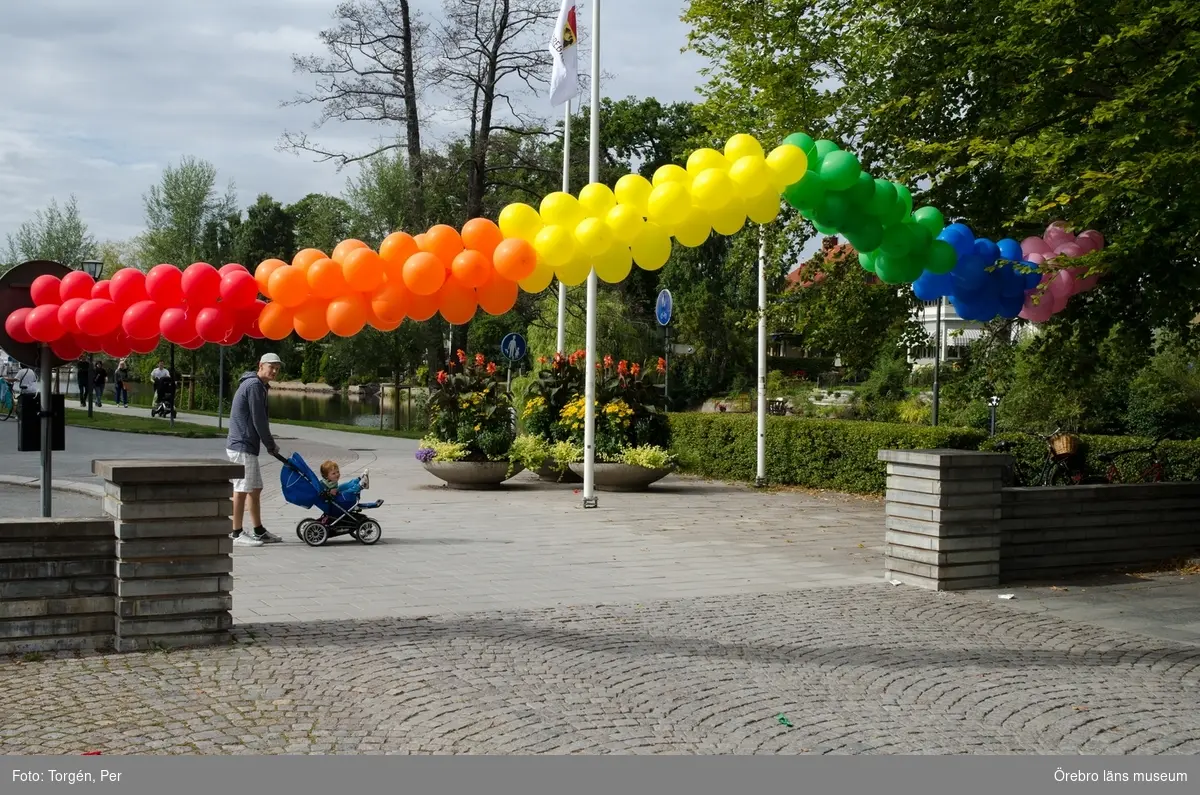 Dokumentation av Örebro Pride 2013, den 31 augusti 2013.Stadsparken.