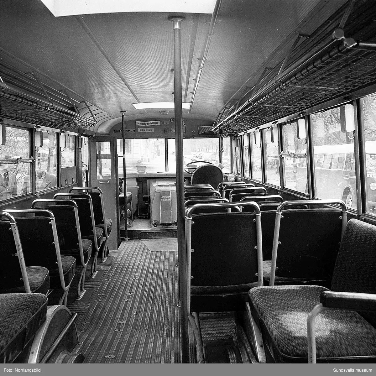 Stadsbussar i Sundsvall, interiör- och exteriörbilder.