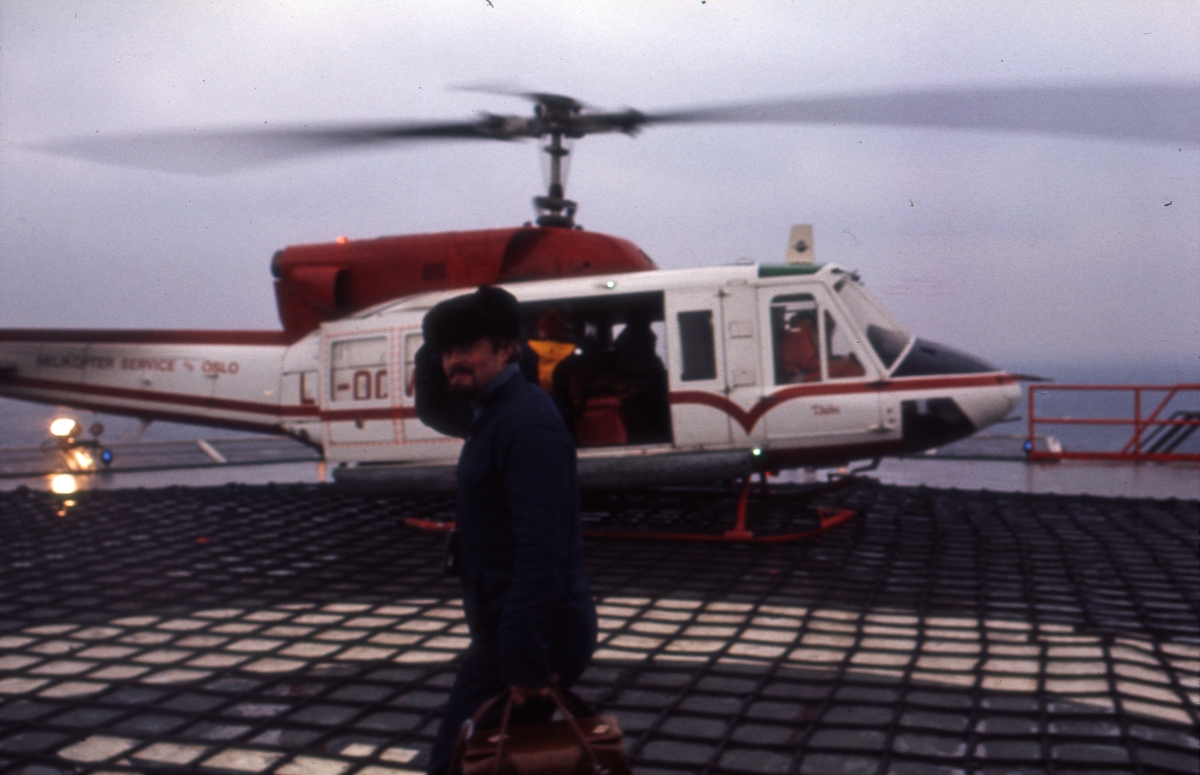 Helikopter på dekket til M/T ‘Ross Head’ (ex ‘Mirafiori’)(b. 1967, Trieste, Italia).