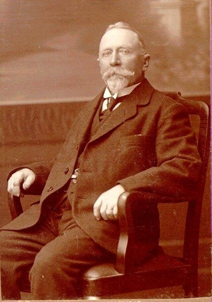 Gustaf Fahlström, lokförare.