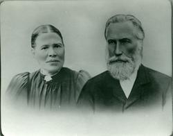 Portrett av Lars Brenden og kona Anne Olsdatter.