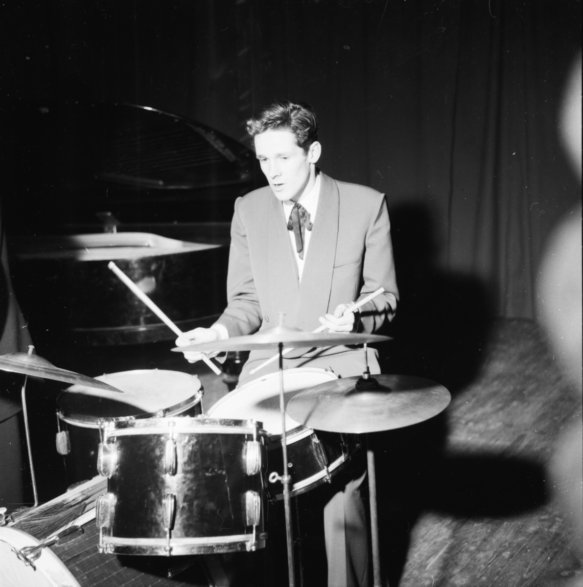 Vardens arkiv. "Lasse Gerlings? jazz-konsert i Porsgrunn"  25.03.1954