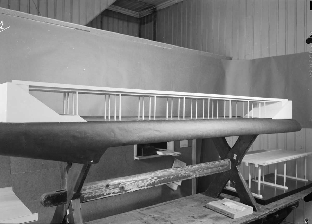 Modeller av Elgeseter bru i Trondheim.