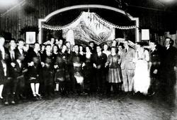 Kurs i folkeviseleik i Øksendal Ungdomshus i Sunndal kommune