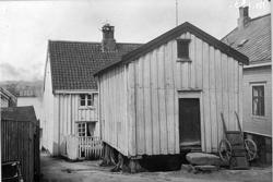 Katalog over bilder av eldre gateparti, bygninger og bygning