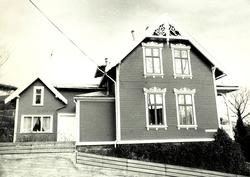 Foto fra et hus i Helge Barmanns gate. Fra Nordmøre museums 