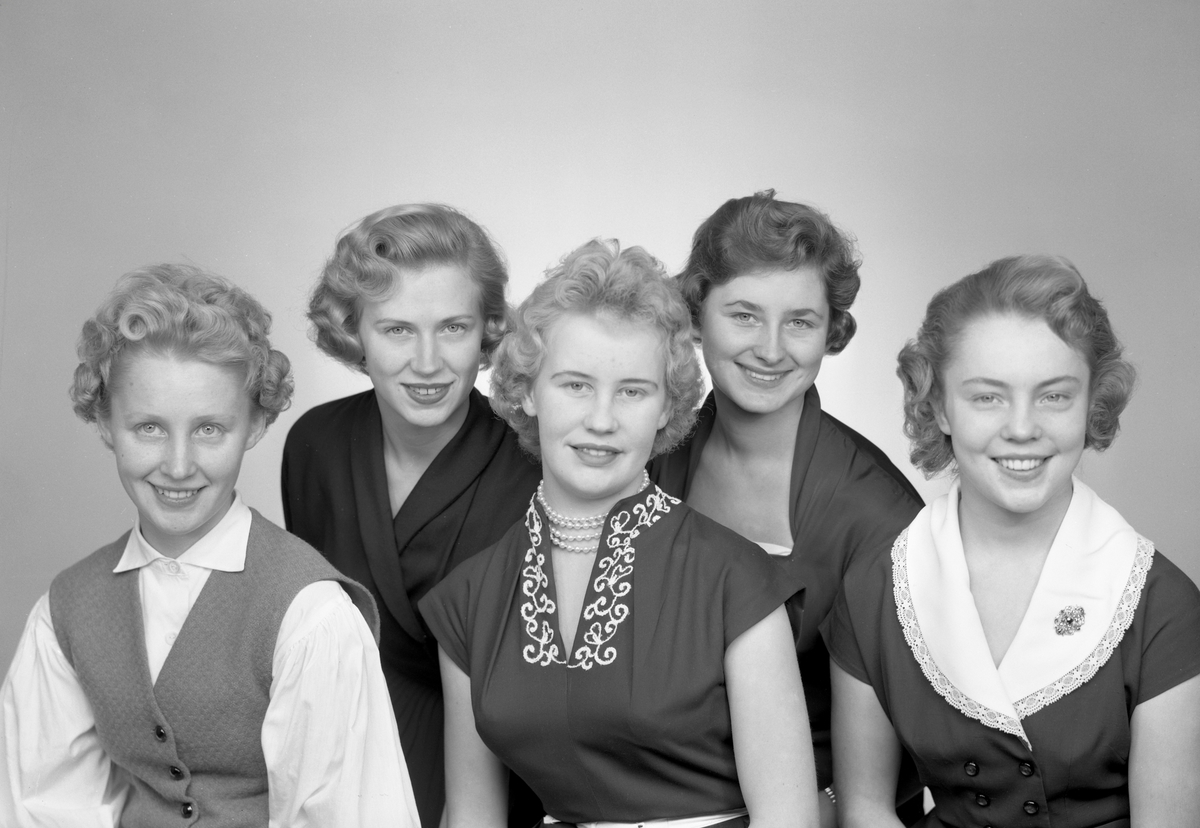 1955-års luciakandidater från Arvika.