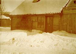 Granumstua, skomakeen på S. Torg. En av de første butikkene 