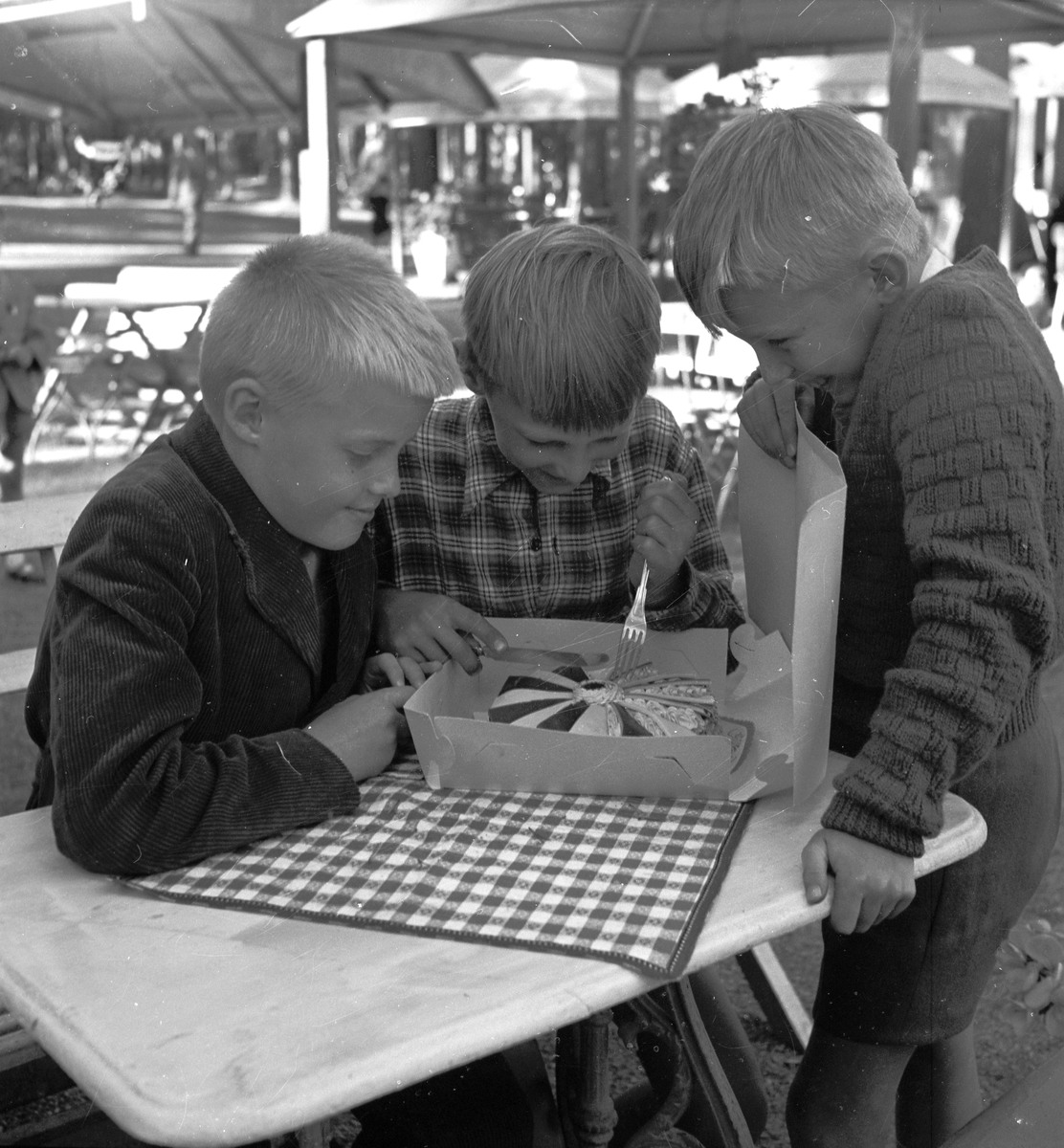 Olympiad för barn i Boulognerskogen. 24 augusti 1952.