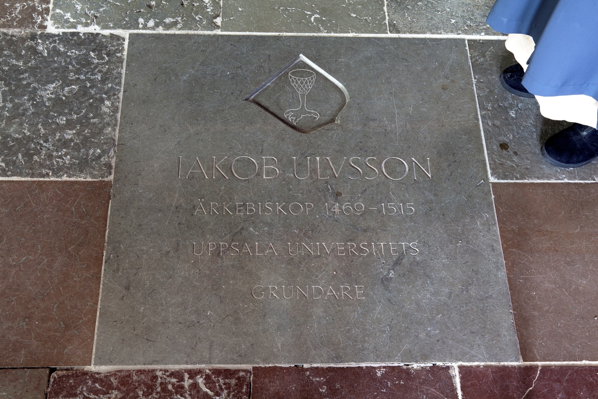 Gravhäll över ärkebiskop Jakob Ulvsson († 1521), Uppsala domkyrka 2013