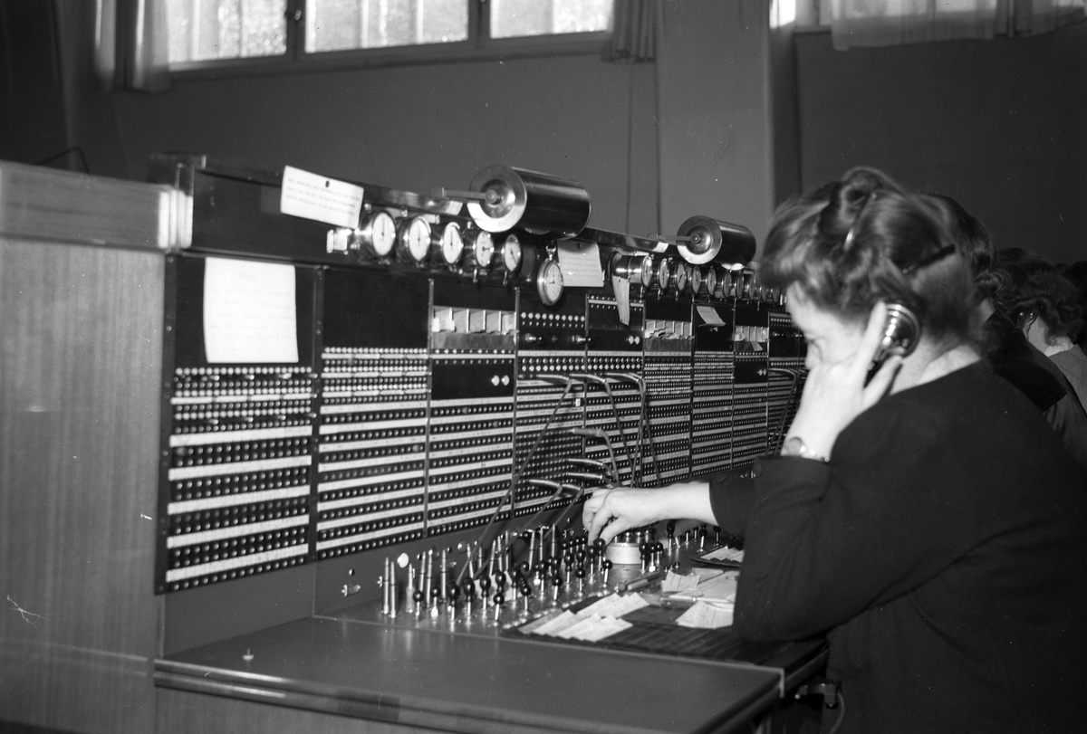 Svensk Telefontidning. Telefonstation i Gävle. 31 oktober 1946.