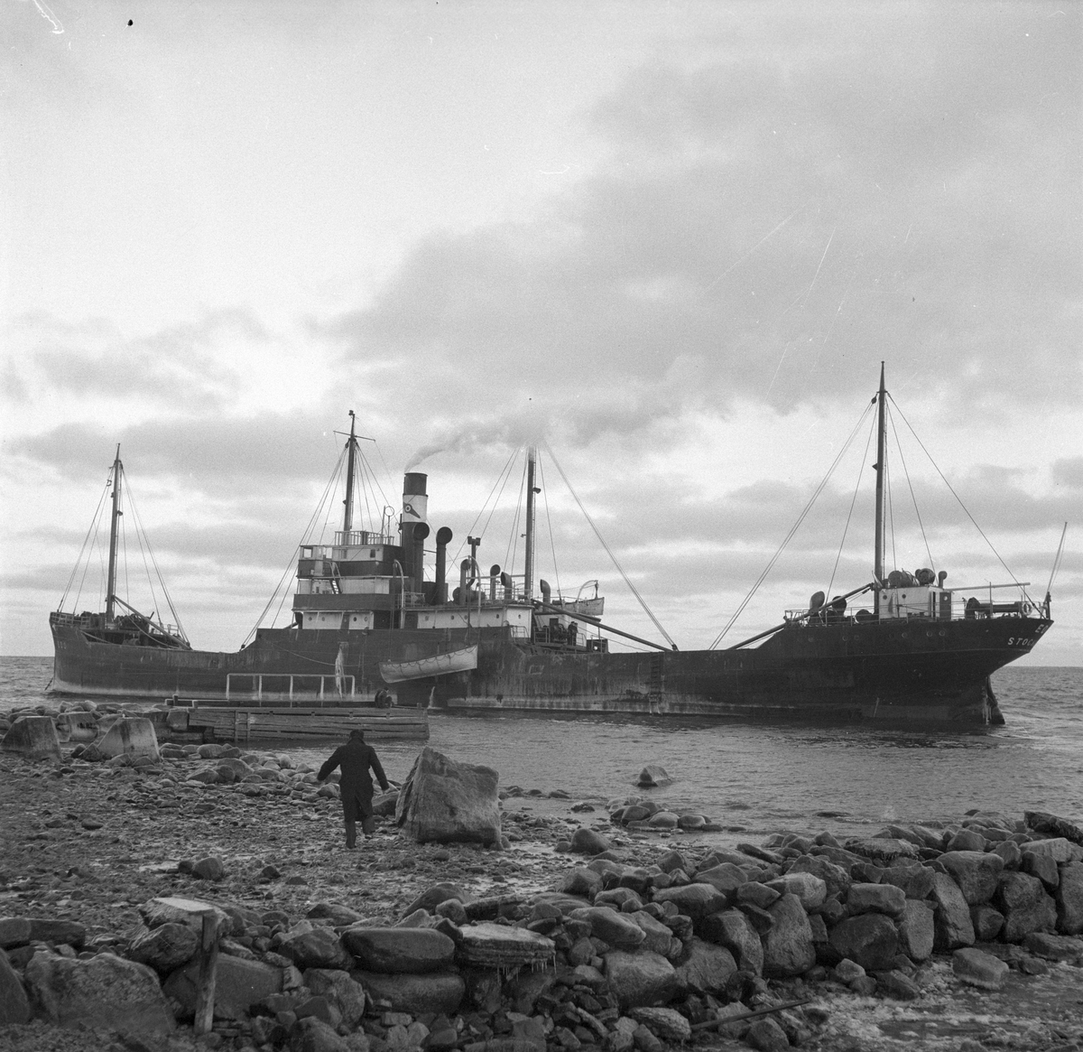 Bildreportage, nödställd båt "Edö". 8 januari 1954.
Storm över Gävle.