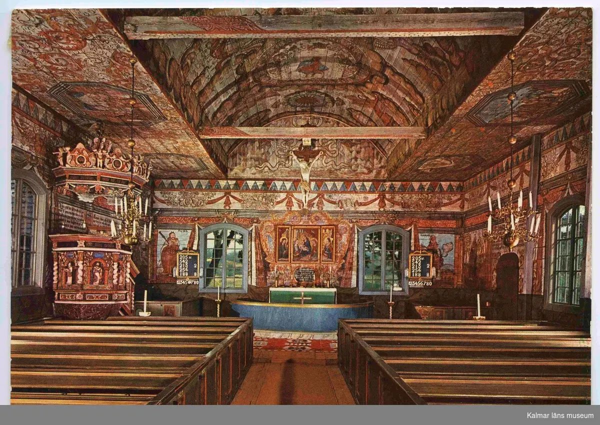 Vykort som visar målningarna i Djursdala kyrka.