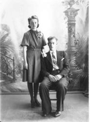 Ola Blikken (f. 1920) med kona Marie Blikken (f. Viken, Oppd