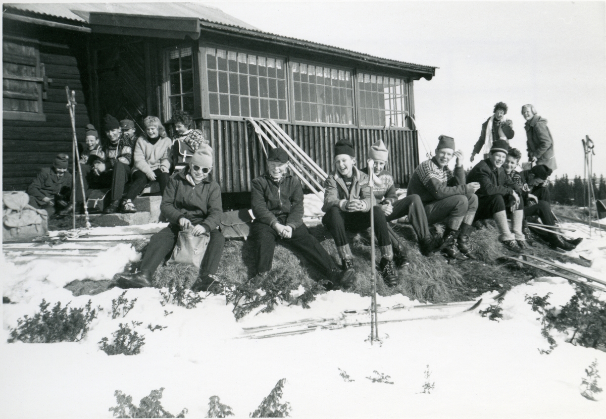 Framhaldsskolen på skitur, 1958/59.