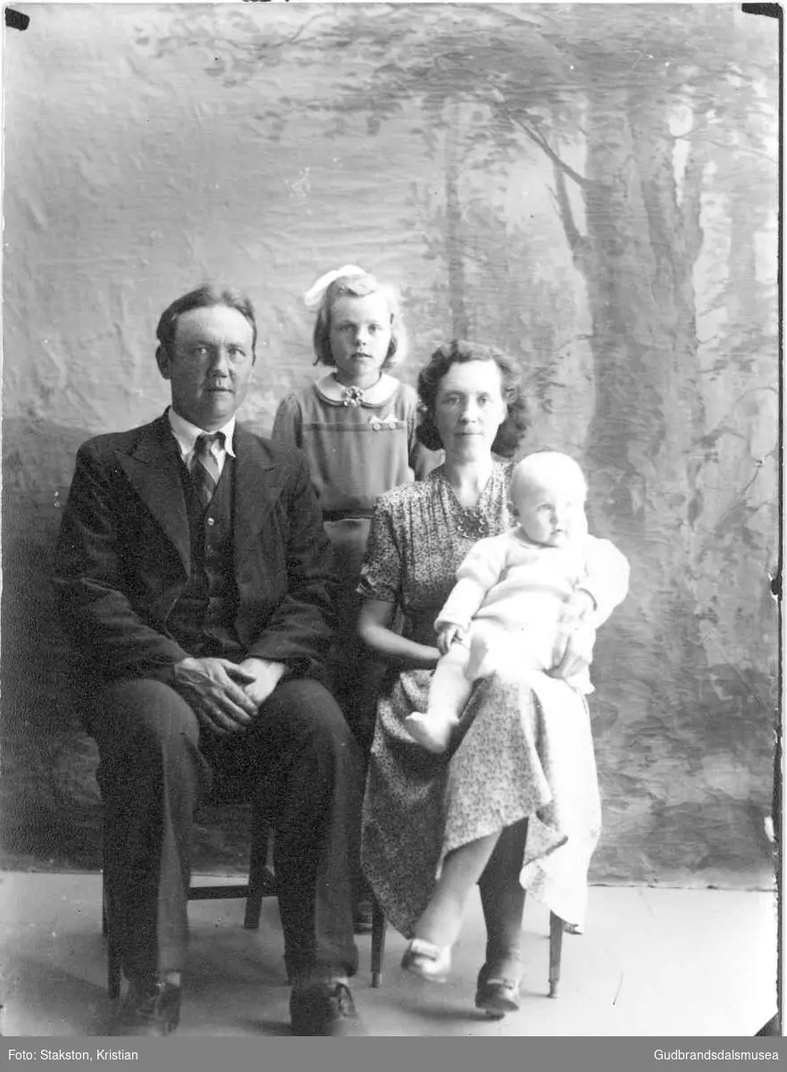 Laurits Skjelkvåle (f. 1916) m.familie