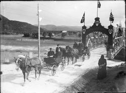 Kong Haakon VII og Dronning Maud på besøk i Mosjøen i 1907.