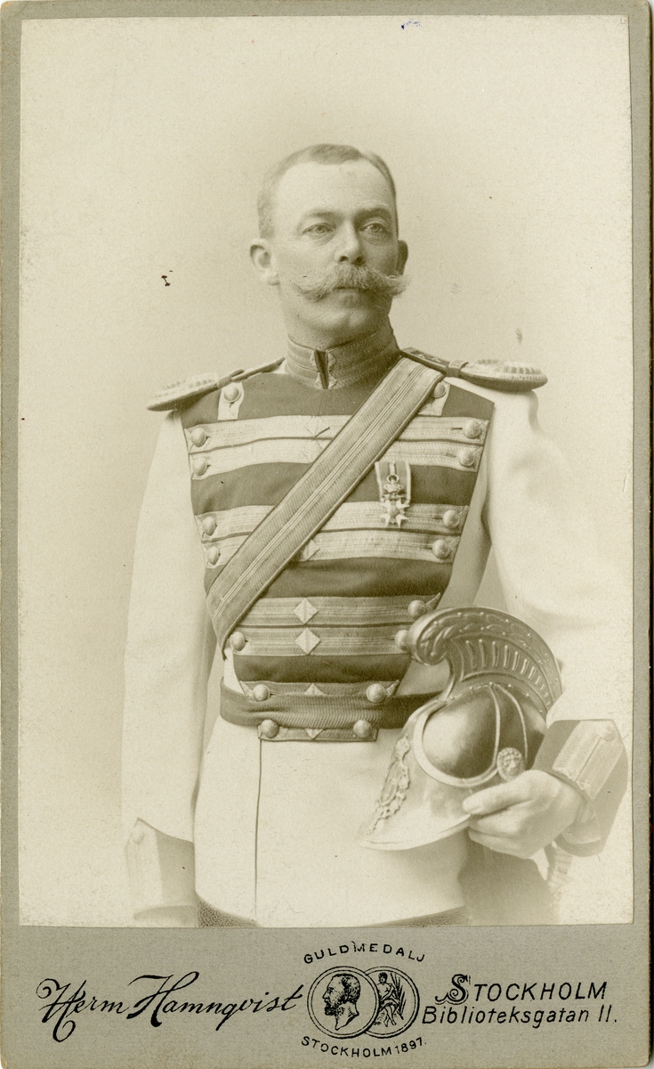 Porträtt av greve Axel Hansson Wachtmeister, officer vid Livregementets dragoner K 2.