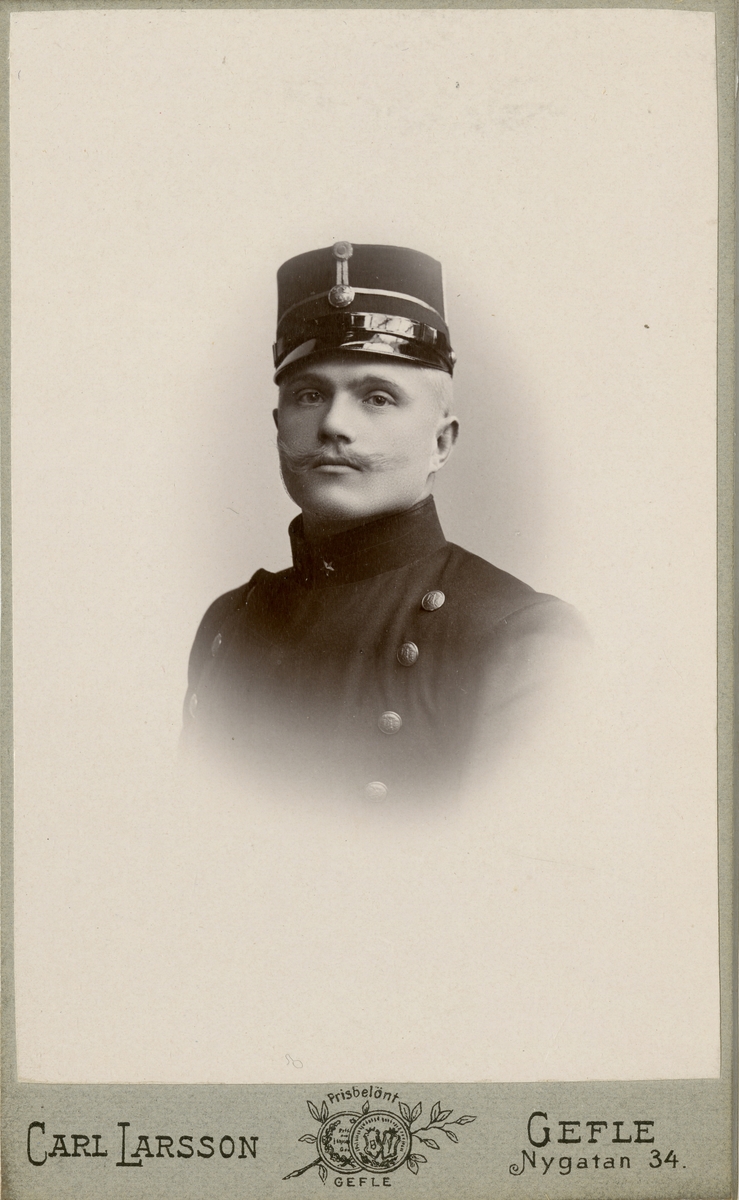 Porträtt av Nils Gustaf Åström, löjtnant vid Västmanlands regemente I 18.