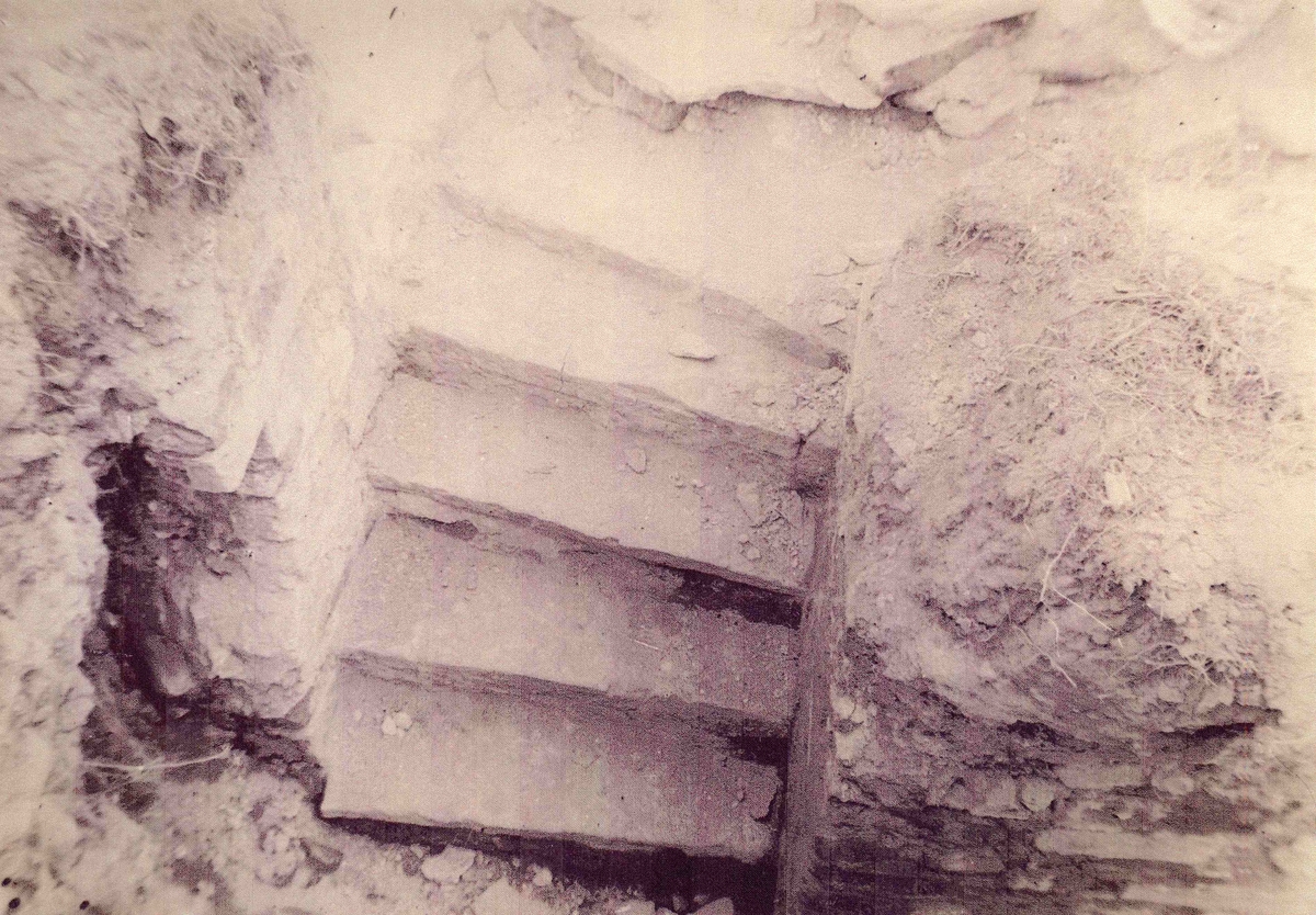 Utgrävd trappa i Gamla staden.