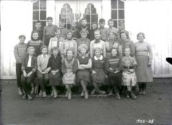 Skolebilde fra folkeskole, Nesheim skole.